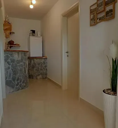 Semesterbostad Peran