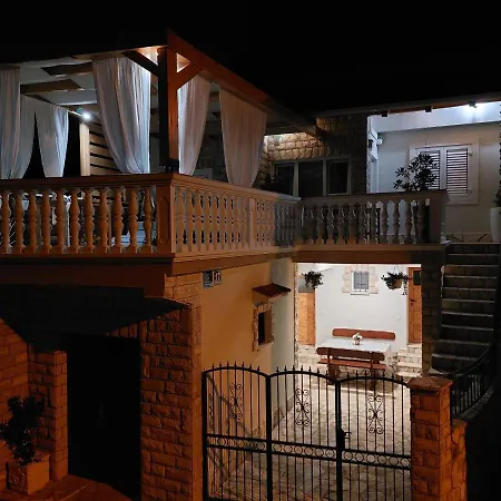 Peran Semesterbostad Grebaštica