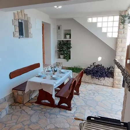 Peran Semesterbostad *