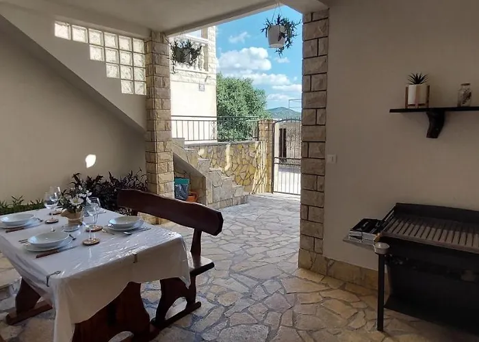 Casa de Férias Peran Grebaštica